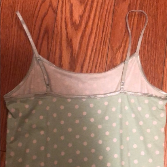 No shelf tank top - Picture 2 of 2